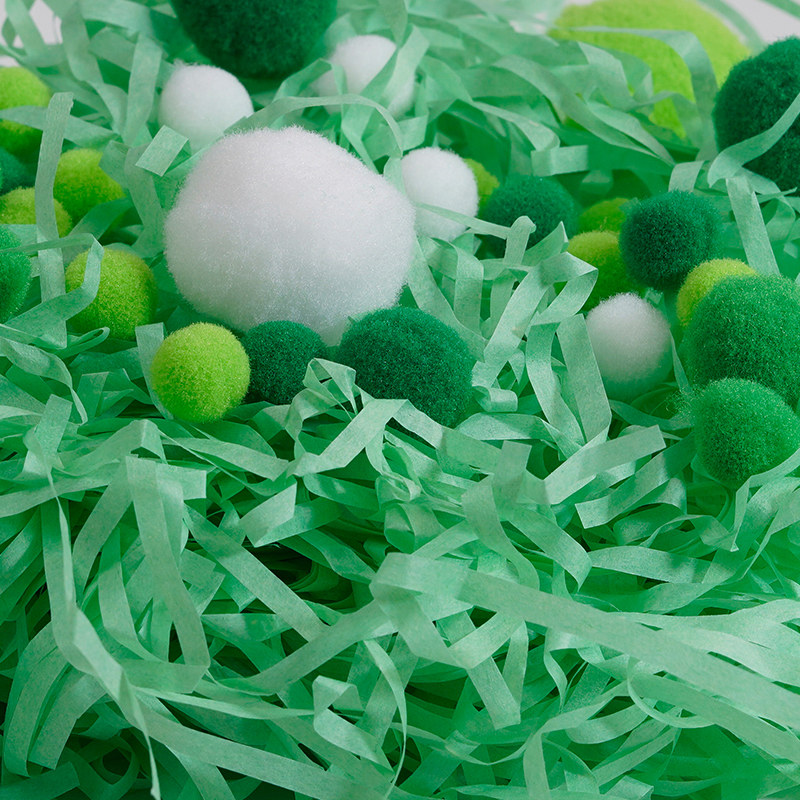 Pom-pom ball con rafia