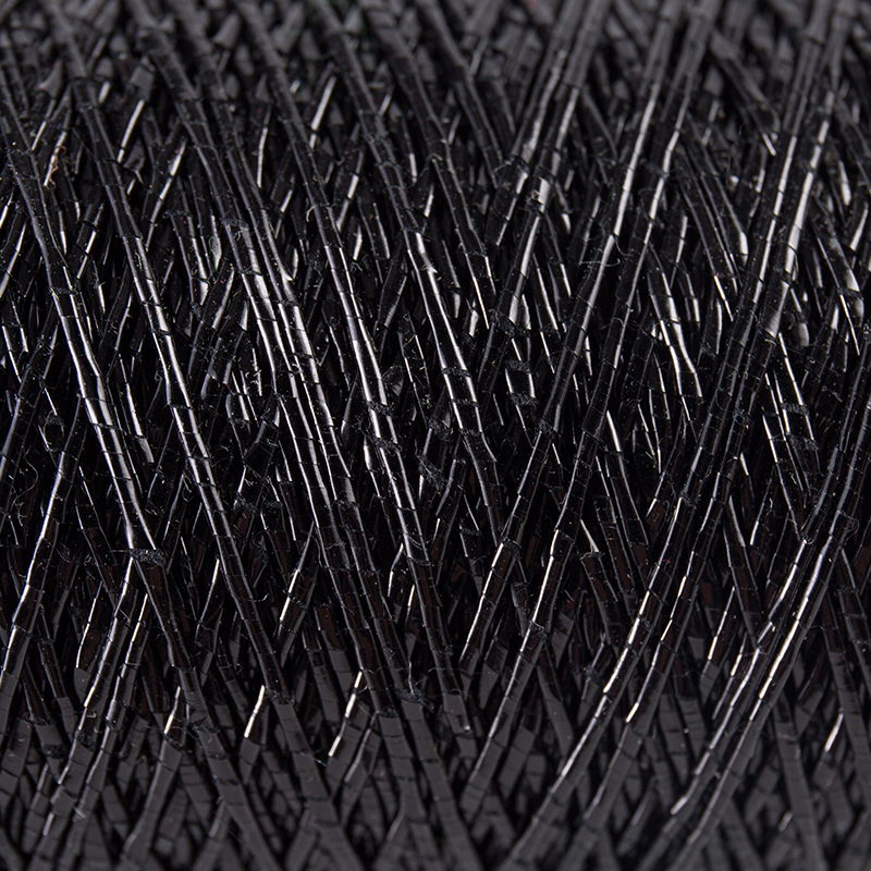 Filato decorativo con lucentezza metallica